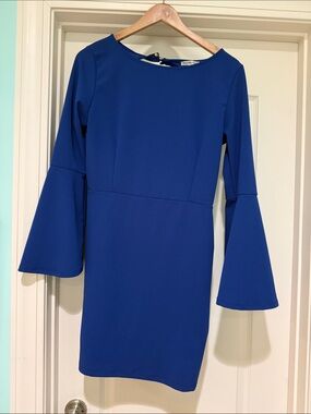maxi white beach dress To The Long Sleeve Cream AGE:Adult Made from a lightweight NWT REVOLVE Australia SHOWPO Shoe Size (US):13